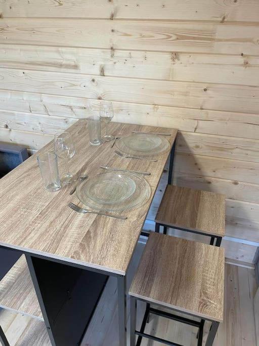 Tiny House Toute Equipee Avec Jardin Saint-Florent-sur-Cher Esterno foto