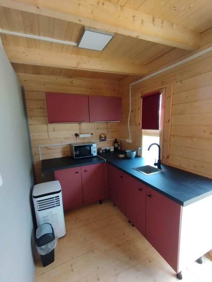 Tiny House Toute Equipee Avec Jardin Saint-Florent-sur-Cher Esterno foto