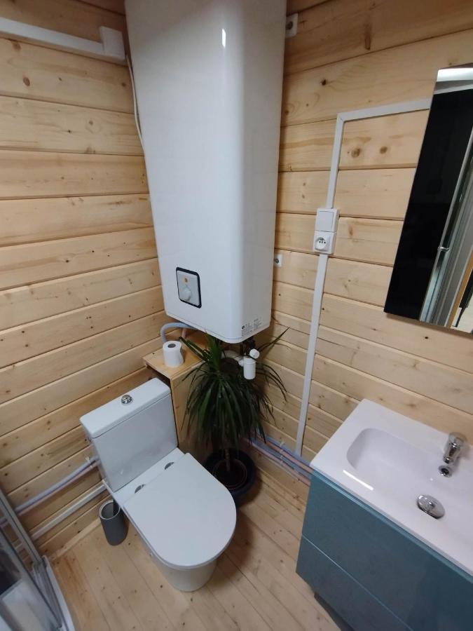 Tiny House Toute Equipee Avec Jardin Saint-Florent-sur-Cher Esterno foto
