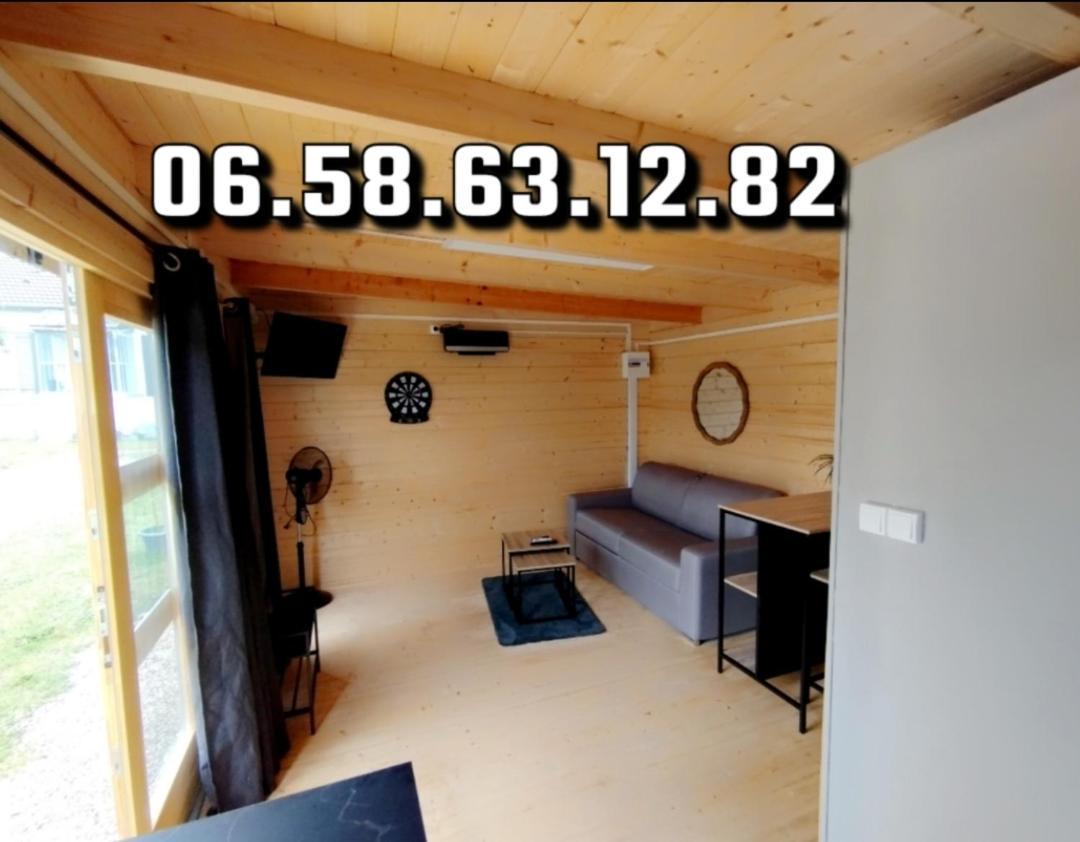 Tiny House Toute Equipee Avec Jardin Saint-Florent-sur-Cher Esterno foto